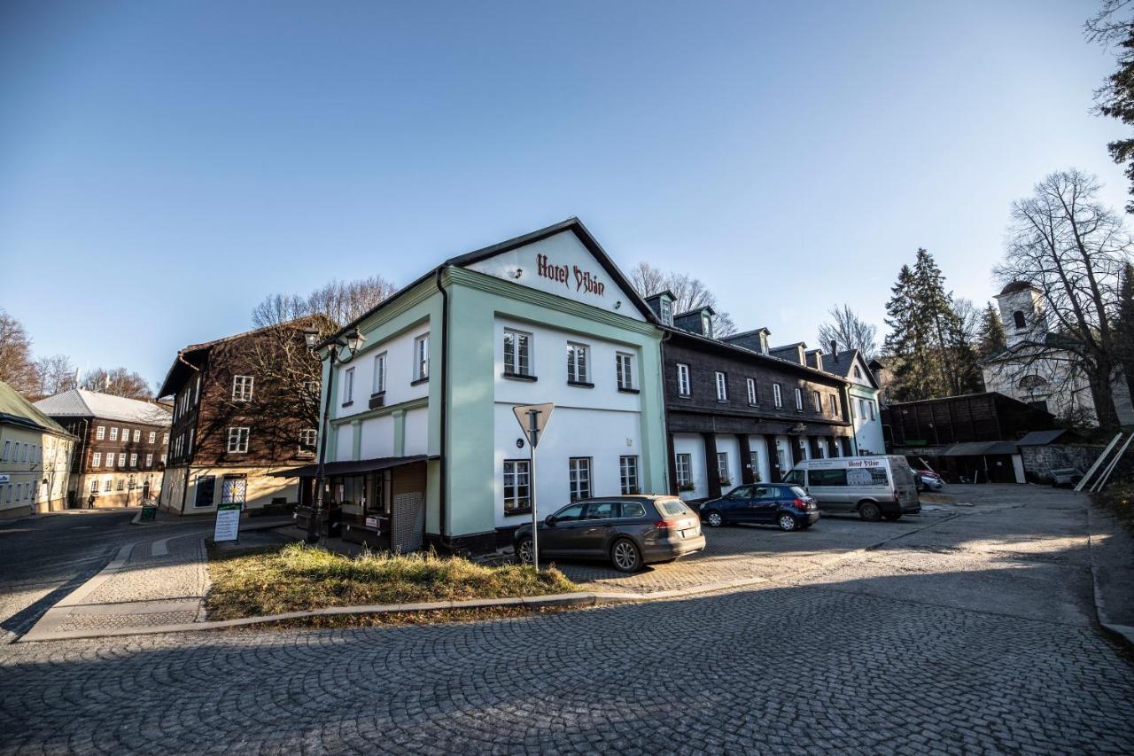 Hotel Dzban Karlova Studanka Exterior photo